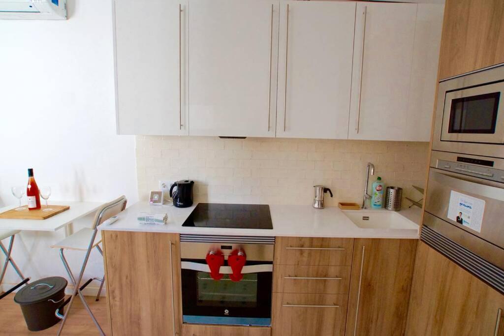 Lovely Flat Fira Mwc L'Hospitalet de Llobregat Extérieur photo